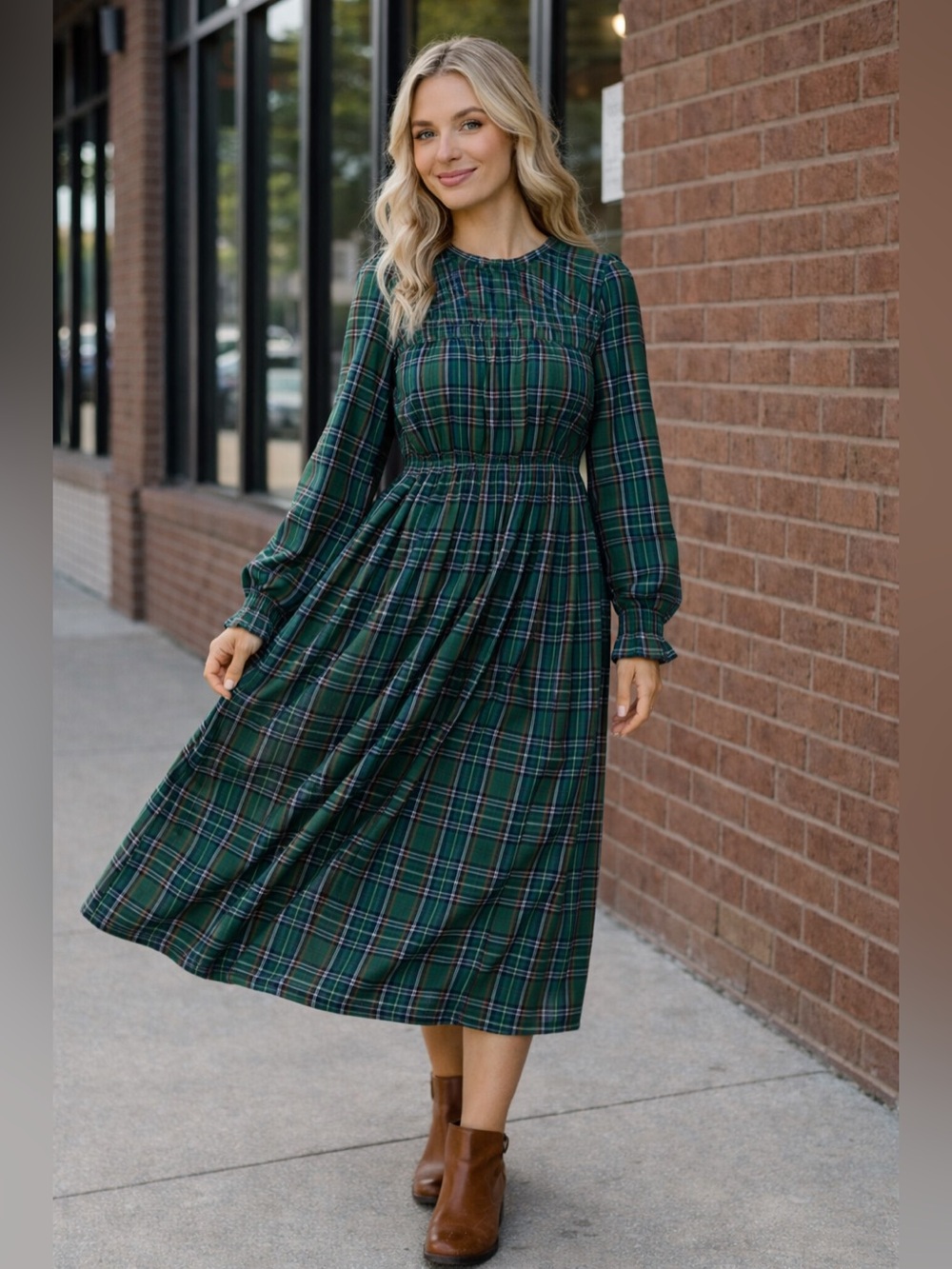 Hunter Green Midi Plaid Dress With Side Pockets